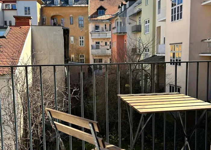 Am Hafen * Klagenfurt am Woerthersee